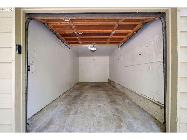 358 CERVANTES Cir, Lake Oswego, OR 97035