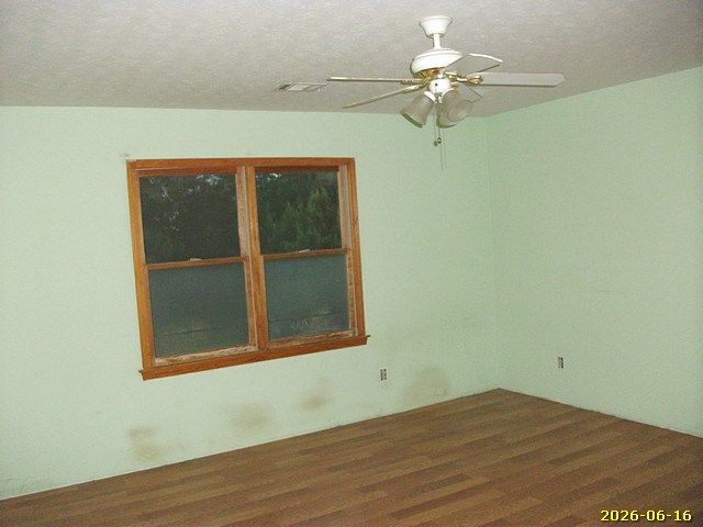 66 Pine Knot Farms Road, Box Springs, GA 31801