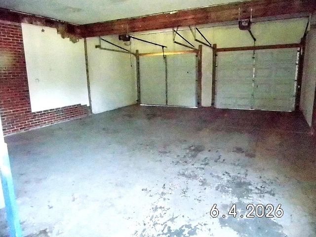 66 Pine Knot Farms Road, Box Springs, GA 31801