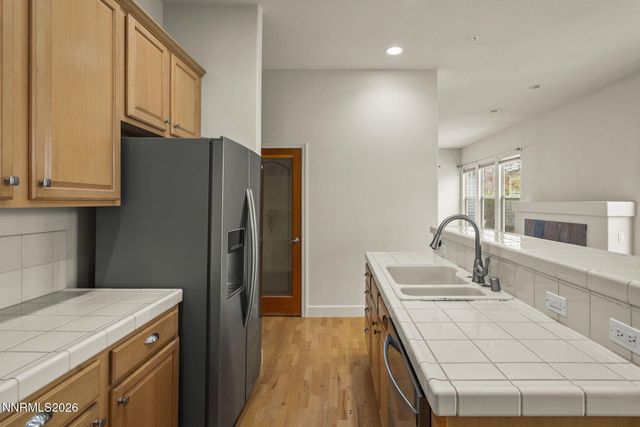 6516 Aston Circle, Sparks, NV 89436