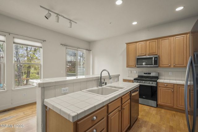 6516 Aston Circle, Sparks, NV 89436