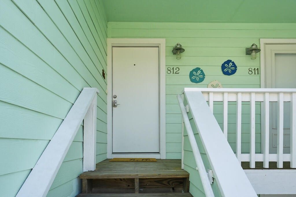 812 Sandollar St 812, Rockport, TX 78382 — photo 3