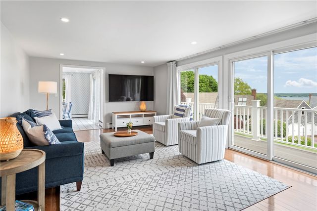 116 Gideon Lawton Lane, Portsmouth, RI 02871
