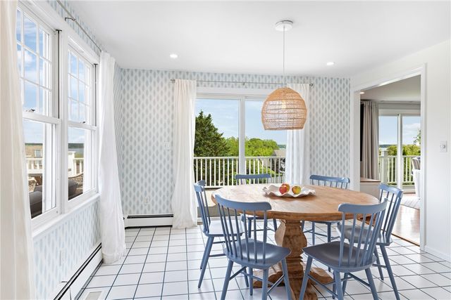 116 Gideon Lawton Lane, Portsmouth, RI 02871