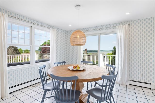 116 Gideon Lawton Lane, Portsmouth, RI 02871