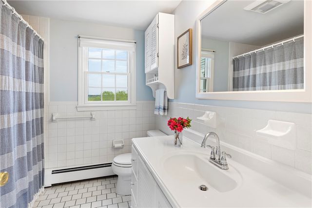 116 Gideon Lawton Lane, Portsmouth, RI 02871