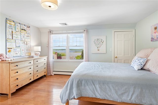 116 Gideon Lawton Lane, Portsmouth, RI 02871