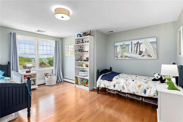 116 Gideon Lawton Lane, Portsmouth, RI 02871