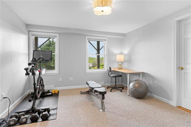 116 Gideon Lawton Lane, Portsmouth, RI 02871