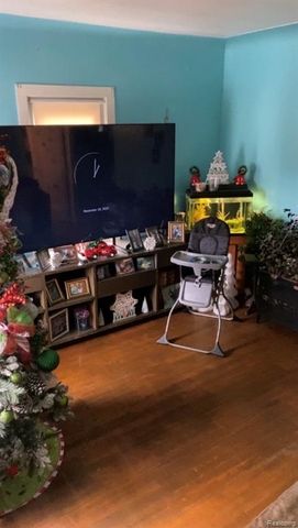 147 Charles Street, River Rouge, MI 48218