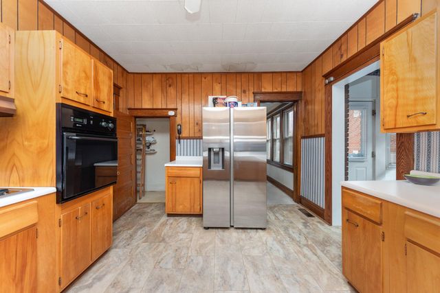 916 E 2nd Street, Maysville, KY 41056