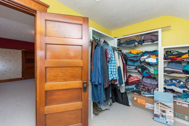 916 E 2nd Street, Maysville, KY 41056