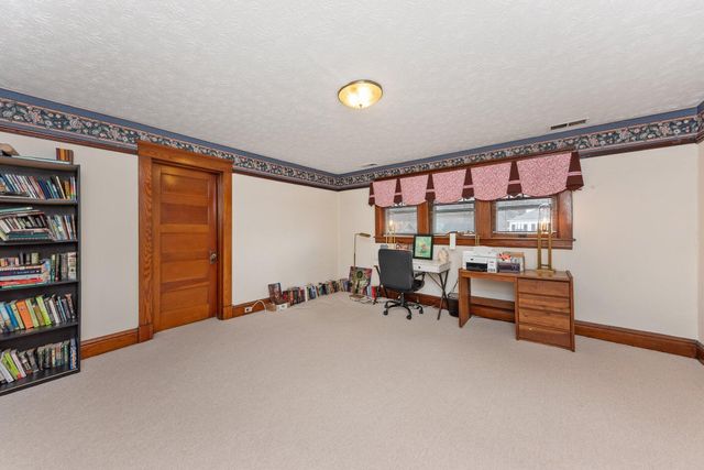 916 E 2nd Street, Maysville, KY 41056