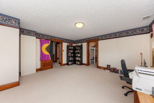 916 E 2nd Street, Maysville, KY 41056