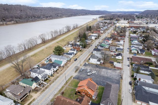 916 E 2nd Street, Maysville, KY 41056