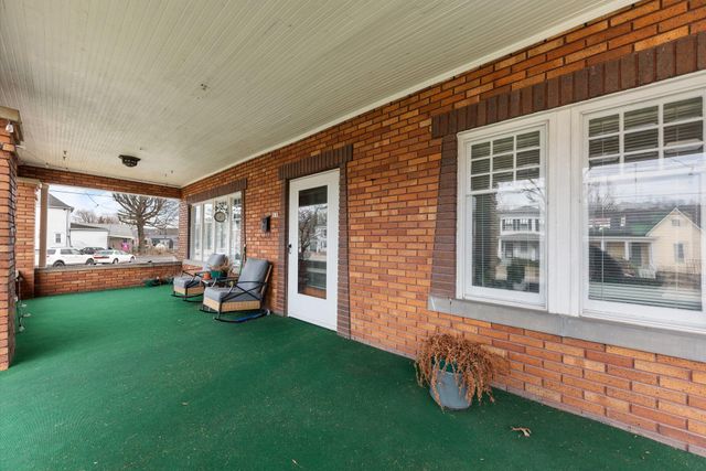 916 E 2nd Street, Maysville, KY 41056