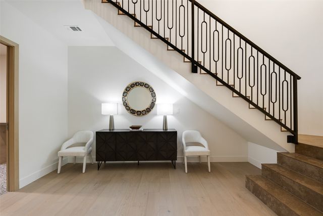 3904 Rochelle Drive, Dallas, TX 75220
