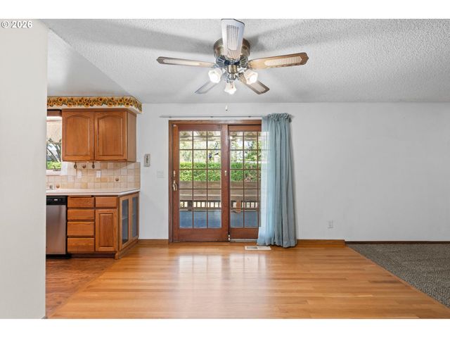 505 Ne DEXTER Ct, Gresham, OR 97030