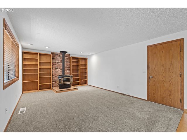 505 Ne DEXTER Ct, Gresham, OR 97030