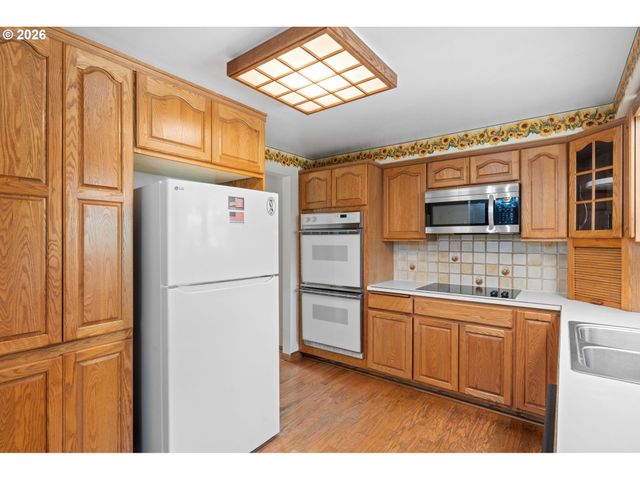 505 Ne DEXTER Ct, Gresham, OR 97030