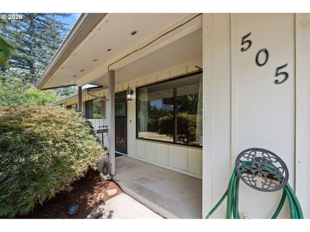 505 Ne DEXTER Ct, Gresham, OR 97030