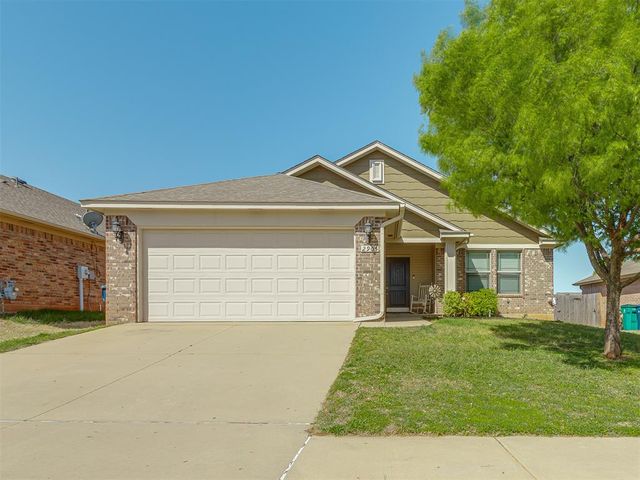 2905 Fawn Lily Street, Oklahoma City, OK 73128