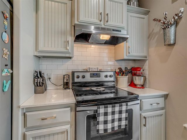 2905 Fawn Lily Street, Oklahoma City, OK 73128
