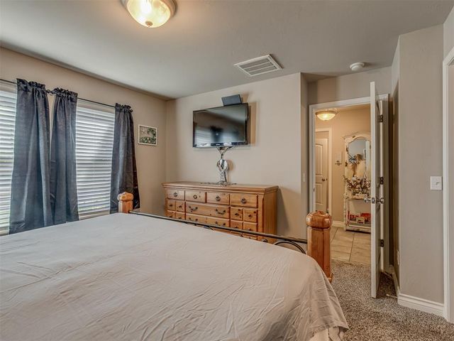 2905 Fawn Lily Street, Oklahoma City, OK 73128