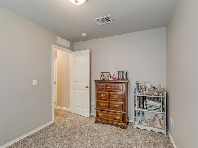 2905 Fawn Lily Street, Oklahoma City, OK 73128