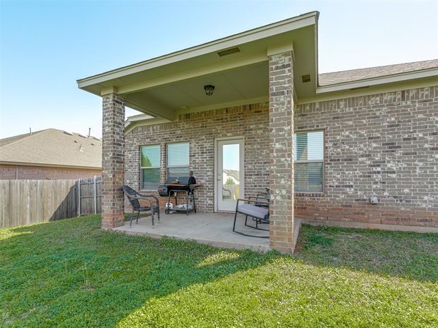 2905 Fawn Lily Street, Oklahoma City, OK 73128