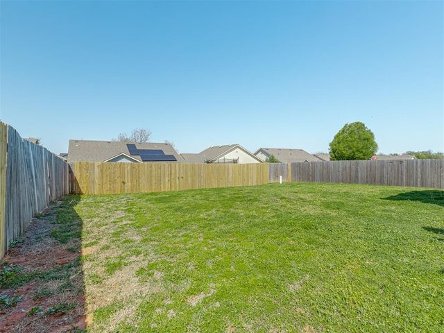 2905 Fawn Lily Street, Oklahoma City, OK 73128