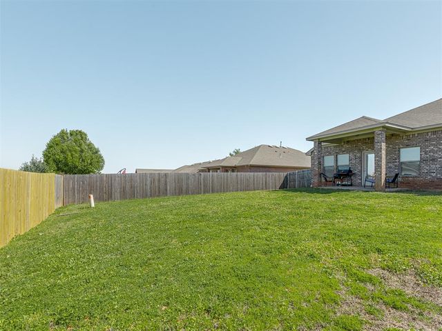 2905 Fawn Lily Street, Oklahoma City, OK 73128