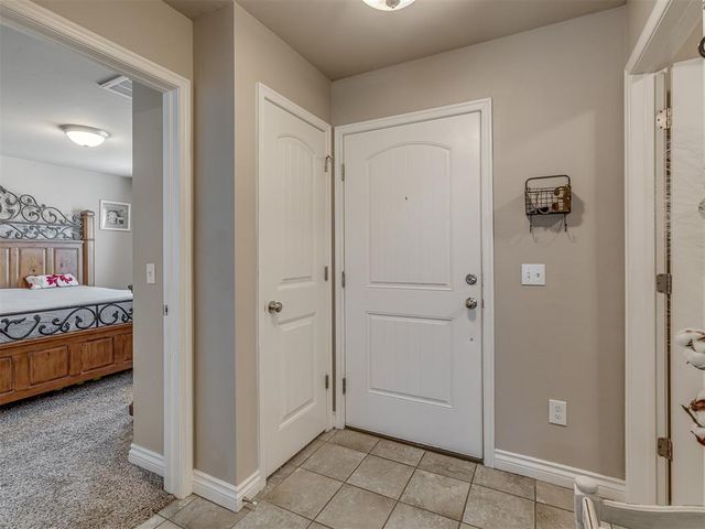 2905 Fawn Lily Street, Oklahoma City, OK 73128