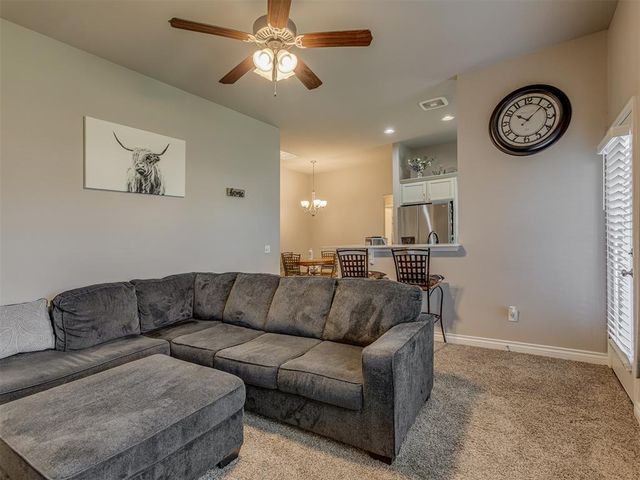 2905 Fawn Lily Street, Oklahoma City, OK 73128