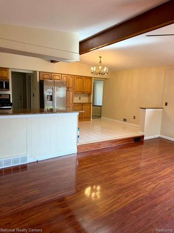 5739 Willow Creek Drive, Canton, MI 48187