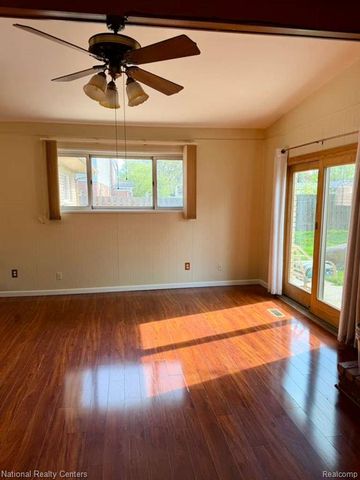 5739 Willow Creek Drive, Canton, MI 48187