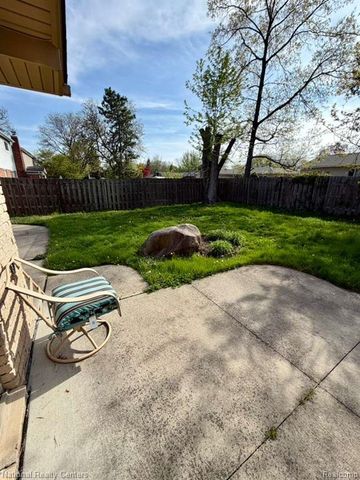 5739 Willow Creek Drive, Canton, MI 48187