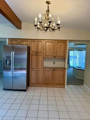5739 Willow Creek Drive, Canton, MI 48187