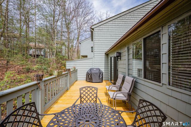 332 Ledge Drive 332, Torrington, CT 06790