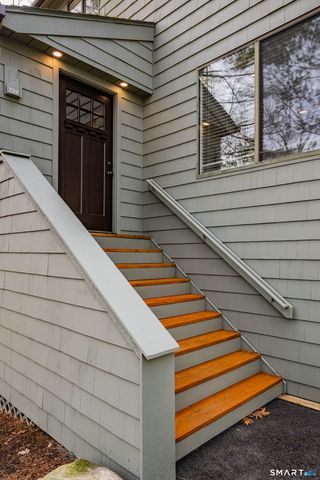332 Ledge Drive 332, Torrington, CT 06790