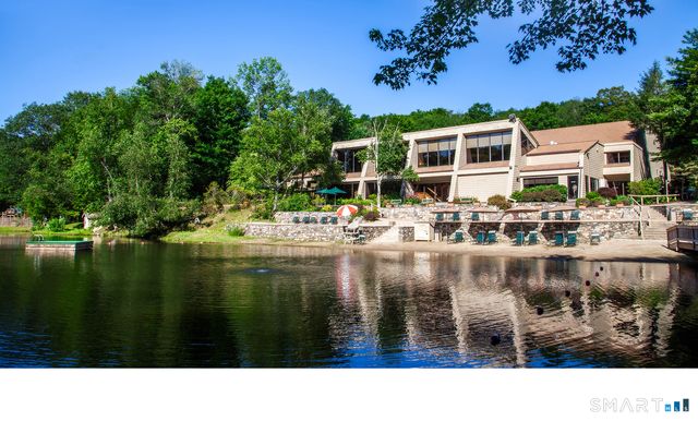 332 Ledge Drive 332, Torrington, CT 06790
