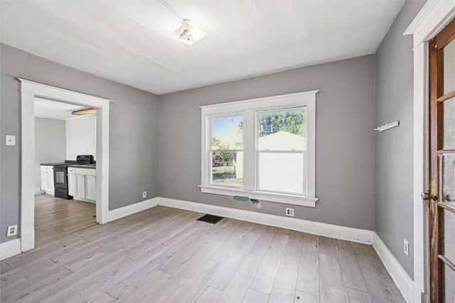 1424 11th Street SW, Cedar Rapids, IA 52404