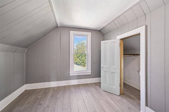 1424 11th Street SW, Cedar Rapids, IA 52404