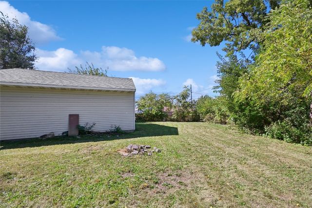 1424 11th Street SW, Cedar Rapids, IA 52404