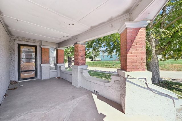 1424 11th Street SW, Cedar Rapids, IA 52404