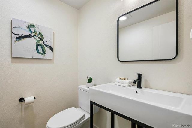 845 Estes Street, Lakewood, CO 80215