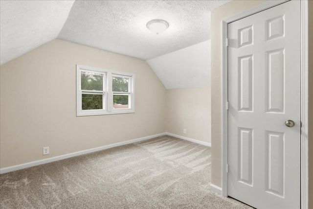 2017 6TH Avenue, Council Bluffs, IA 51501