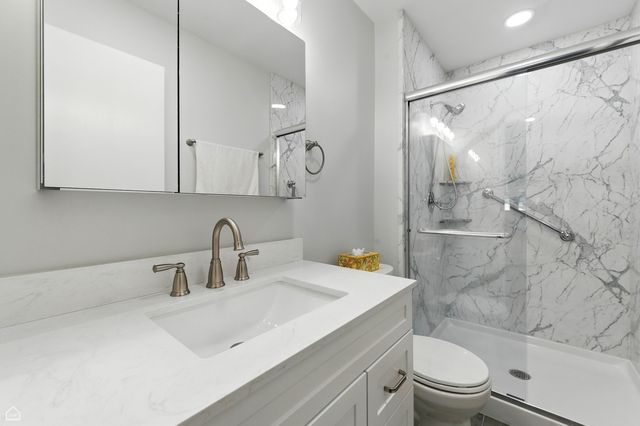 2550 W 112th Street 12L, Chicago, IL 60655