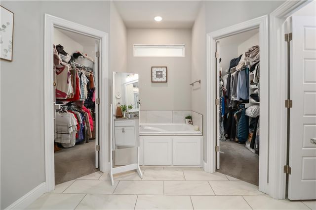 120 Bequette Lane, Centerton, AR 72719