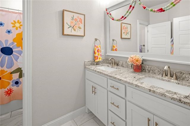 120 Bequette Lane, Centerton, AR 72719